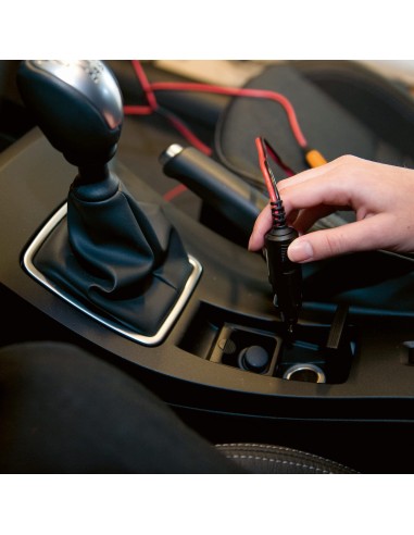 Conector con toma de mechero