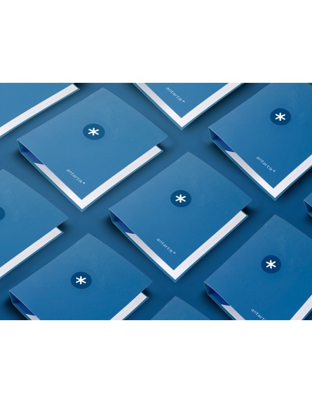 CI | Carpeta 4 Anillas 40 Mm Mixtas Liderpapel Antartik A4 Forrada Color Azul Marino